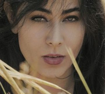 هاله سیفی زاده